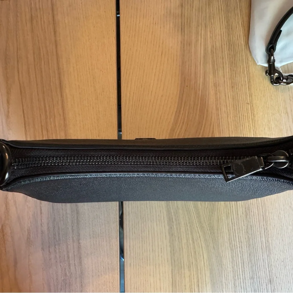 Coach Hobo Crossbody Bag - Picture 8 of 9